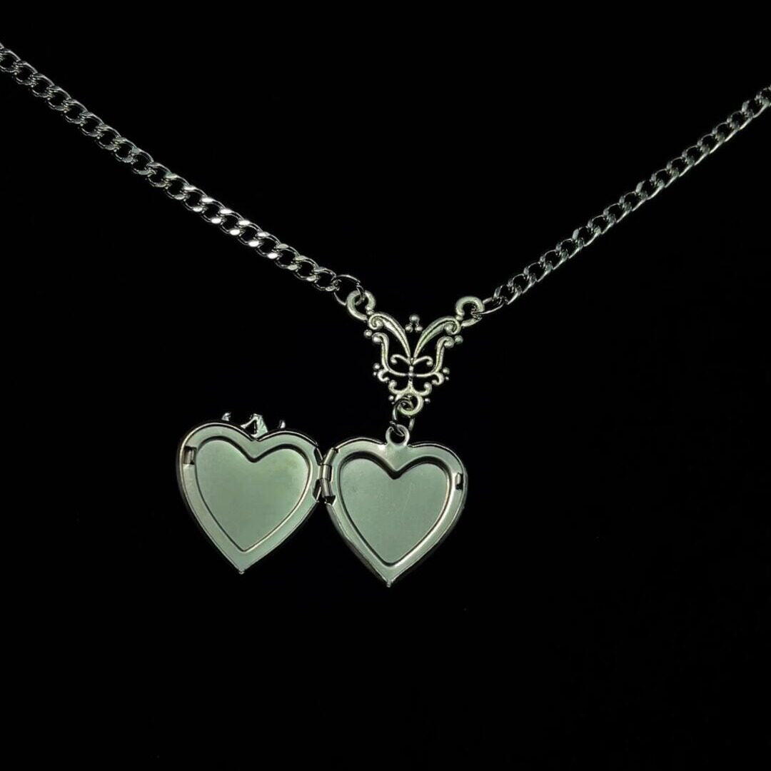 CULT STAR Thorned Heart Locket Necklace product detail with red heart pendant