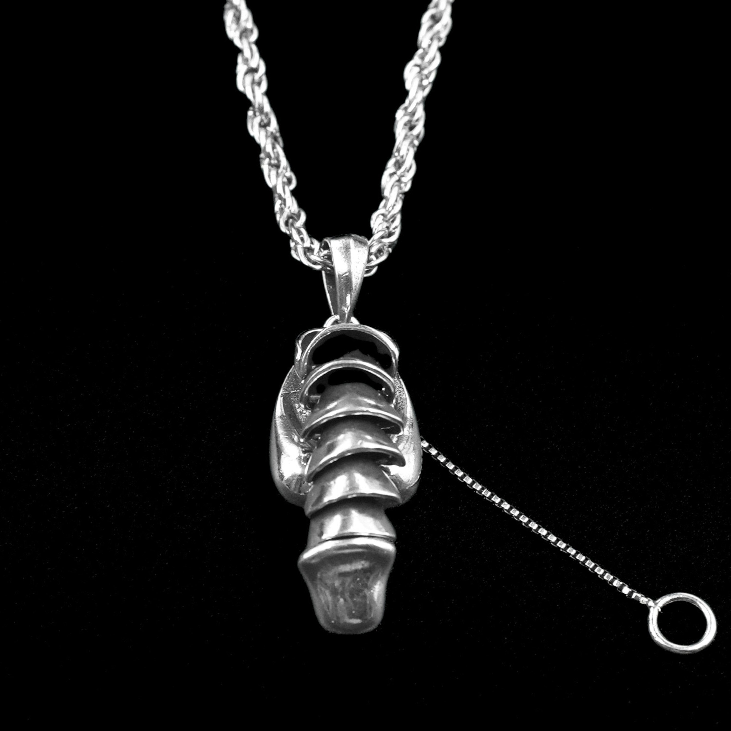 “Wink & Lift” Kinetic Pendant – 925 Silver-Plated Stainless Steel Necklace & Custom Chain